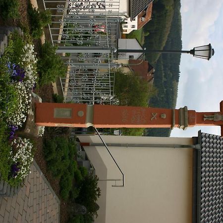 Hotel Zur Krone Birresborn Exteriér fotografie